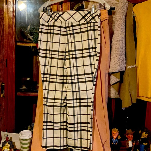 Crop pants - Picture 1 of 1